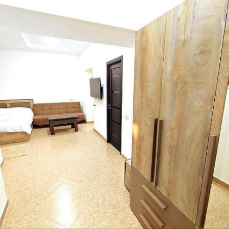 Aygestan Apartments 耶烈万 外观 照片